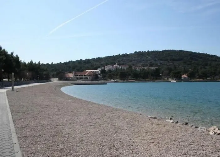 Lidija Apartment Tisno